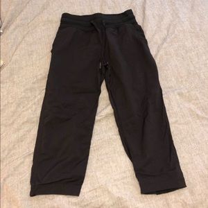 Lululemon dance studio crop